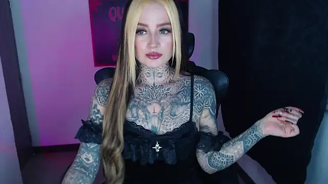 Snapshot of Anaii_Gomez chatting on 02.20.25 Anaii Gomez online show from 02.20.25