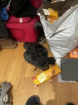 la chiennete online show from 12.15.25