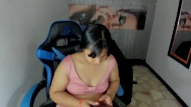 Charis 21 online show from 10.20.25