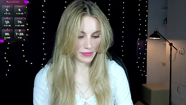 Lilianna Just online show from 03.08.25