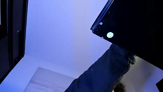 Apotheosis01 online show from 09.21.25