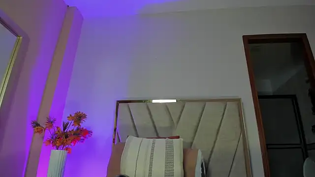 NoraDasilva online show from 10.22.25