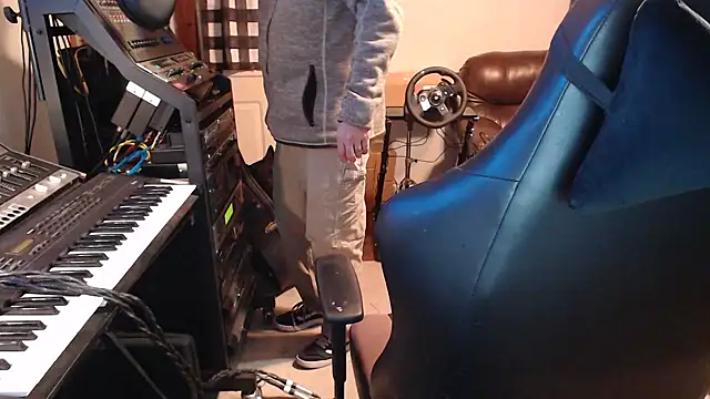 Snapshot of jimdacbin420 chatting on 12.16.24 jimdacbin420 online show from 12.16.24