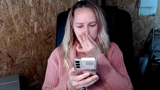 Snapshot of las_sweet chatting on 02.04.26 las sweet online show from 02.04.26