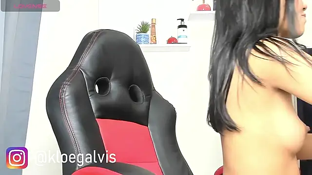 Kloe-squirts online show from 03.13.25