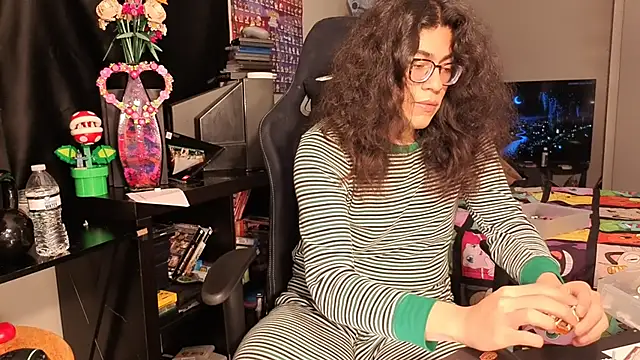 ShinyCherub online show from 02.17.25