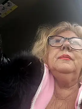 Merilulla online show from 11.18.25