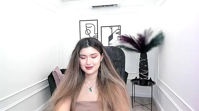 AnneTLi online show from 09.10.25