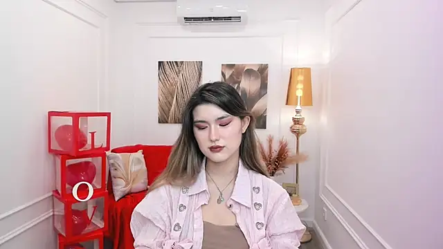 Snapshot of AnneTLi chatting on 02.08.26 AnneTLi online show from 02.08.26