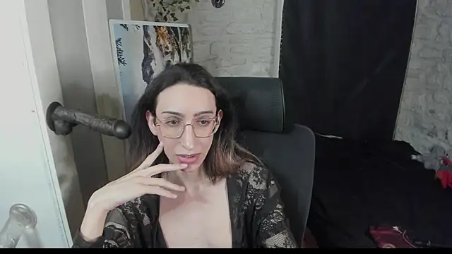 Mayala   online show from 03.09.25