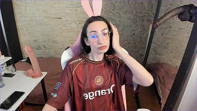 Mayala   online show from 12.14.25