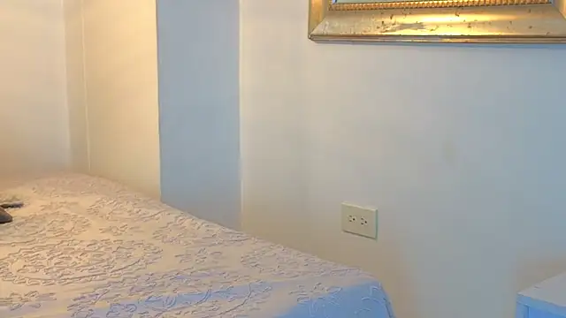 Snapshot of KeryHillson chatting on 11.27.25 KeryHillson online show from 11.27.25