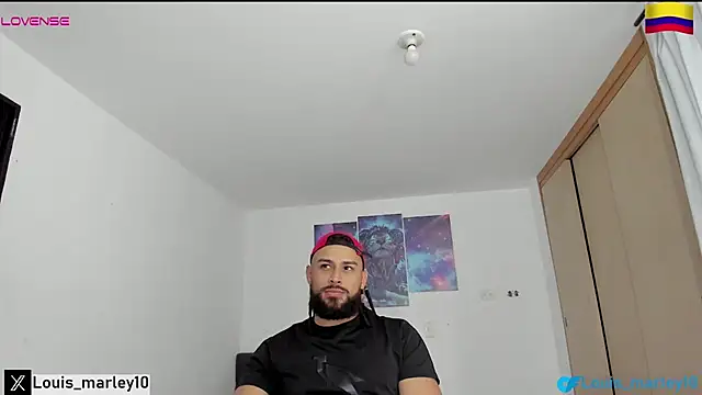 Snapshot of Louis_marley__ chatting on 02.15.26 Louis marley online show from 02.15.26