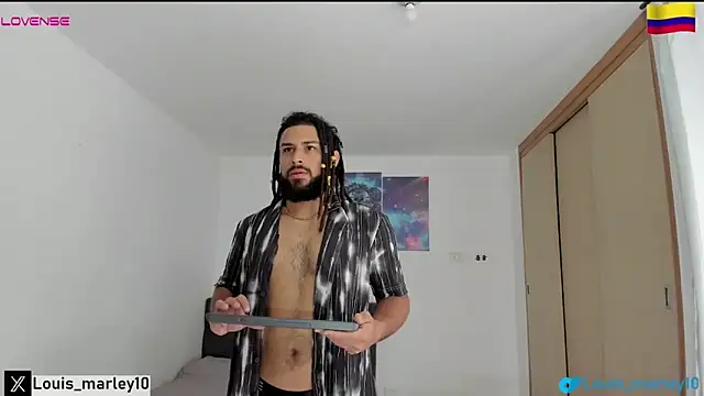 Snapshot of Louis_marley__ chatting on 03.03.26 Louis marley online show from 03.03.26