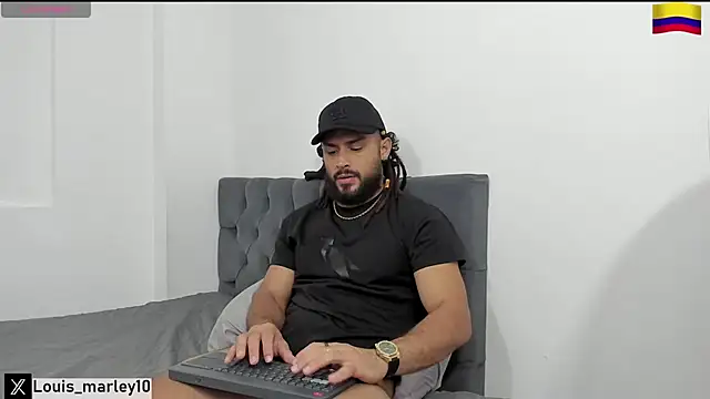 Snapshot of Louis_marley__ chatting on 07.01.26 Louis marley online show from 07.01.26