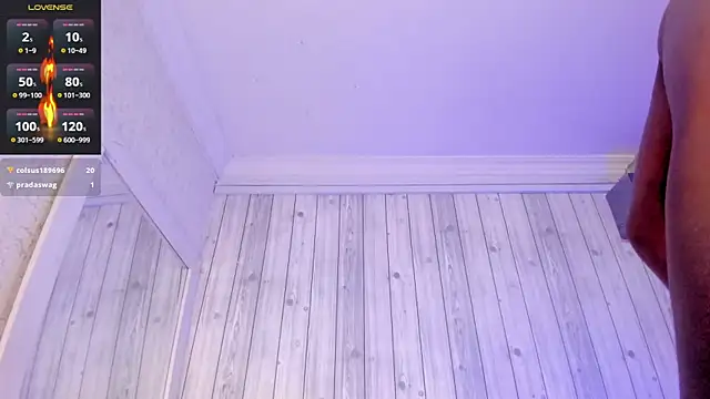 Snapshot of DominicSccott chatting on 02.11.25 DominicSccott online show from 02.11.25