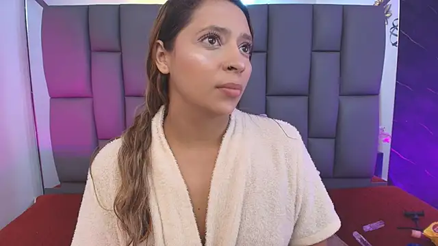  MiaBrown  online show from 02.17.26