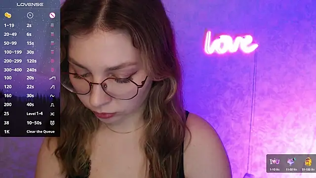 Leah Reed online show from 03.21.25