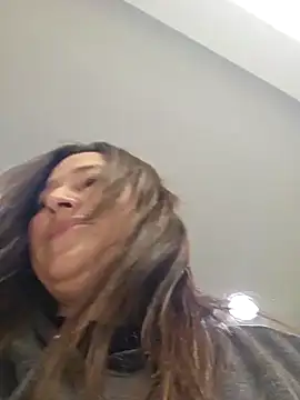 angelbaby1998 online show from 01.05.25