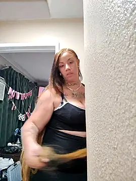 assonphatphat online show from 11.13.25