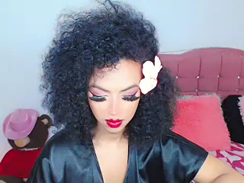 Tanedra collings online show from 02.20.25