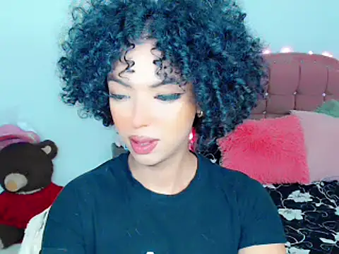 Tanedra collings online show from 03.18.25