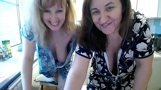 Snapshot of DonnaMagdalena chatting on 12.09.24 DonnaMagdalena online show from 12.09.24