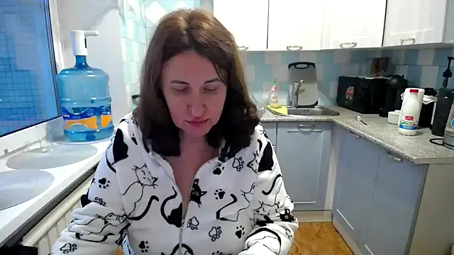 Snapshot of DonnaMagdalena chatting on 12.11.24 DonnaMagdalena online show from 12.11.24