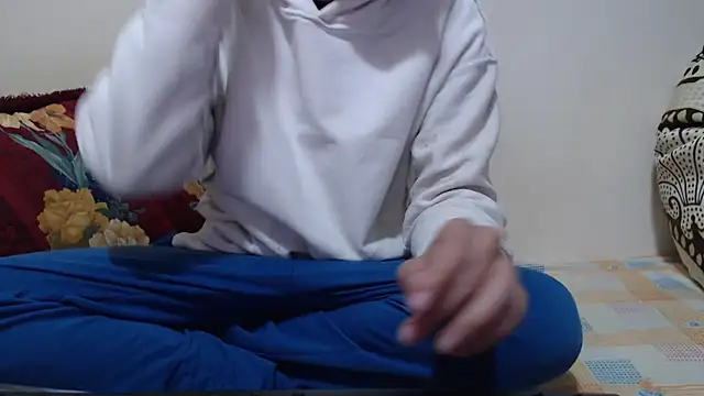 Alexdelarge323 online show from 04.14.26