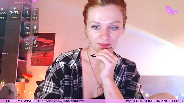 Snapshot of Cassie_Wild chatting on 04.02.26 Cassie Wild online show from 04.02.26