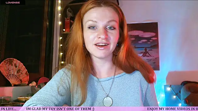 Snapshot of Cassie_Wild chatting on 05.14.26 Cassie Wild online show from 05.14.26