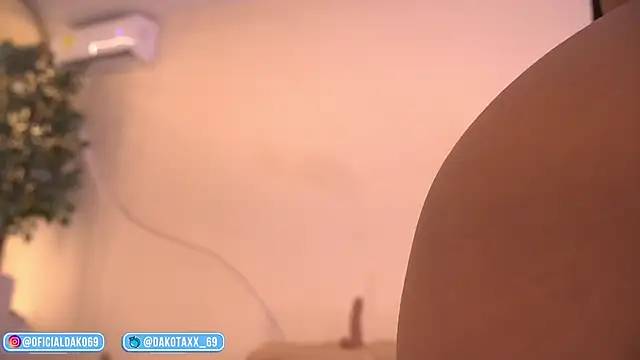 Dakota Lee online show from 03.24.26