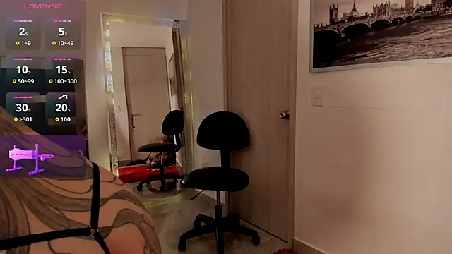 Snapshot of daiila_jonnes chatting on 11.23.25 daiila jonnes online show from 11.23.25