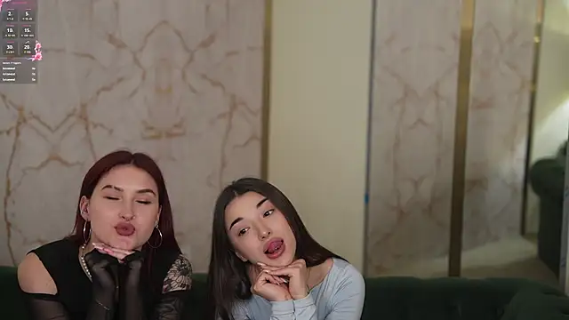 Jasmine Flow online show from 03.06.25