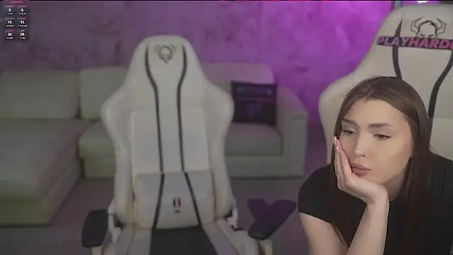 Jasmine Flow online show from 03.06.26