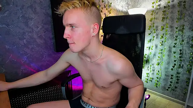 AlexxSweet online show from 01.04.25