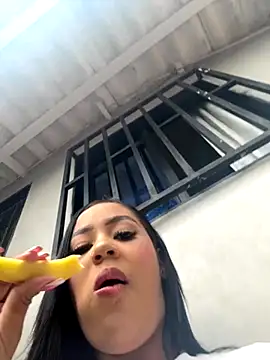 Luisa Fernandaa online show from 09.20.25