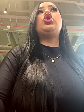 Luisa Fernandaa online show from 10.05.25