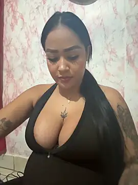 Luisa Fernandaa online show from 11.02.25