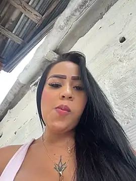 Luisa Fernandaa online show from 04.14.26