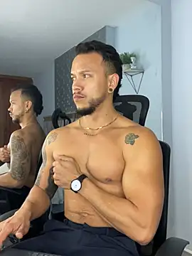 ARON TAYLER01 online show from 02.06.25