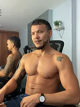 ARON TAYLER01 online show from 02.07.25