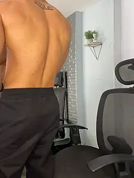 ARON TAYLER01 online show from 02.13.25