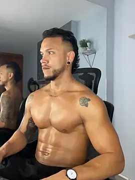 ARON TAYLER01 online show from 03.04.25