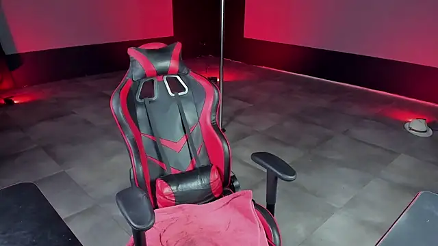 dirty-boss online show from 02.14.25