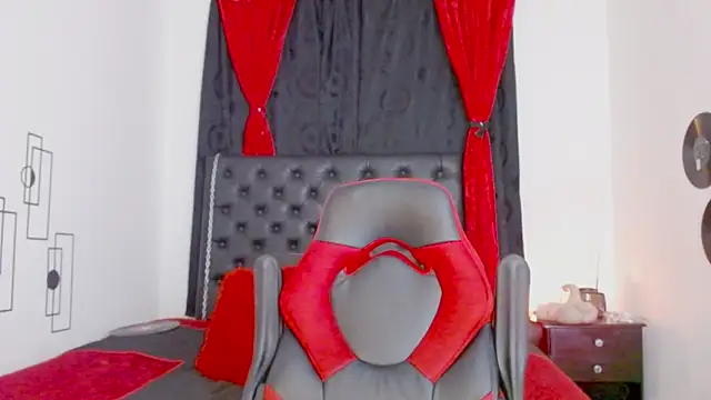 misslombana online show from 09.13.25