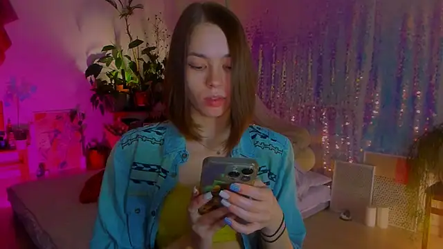 poli   online show from 01.31.25