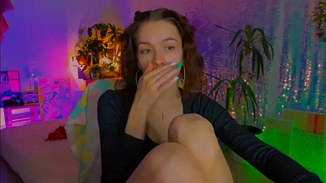 Snapshot of poli__ chatting on 02.09.26 poli online show from 02.09.26