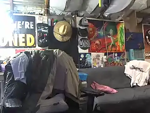 Snapshot of CloudDadddyyy420 chatting on 01.03.25 CloudDadddyyy420 online show from 01.03.25