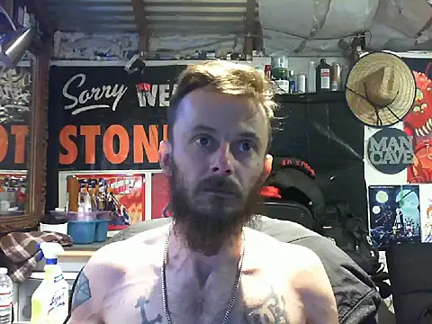 Snapshot of CloudDadddyyy420 chatting on 01.09.25 CloudDadddyyy420 online show from 01.09.25